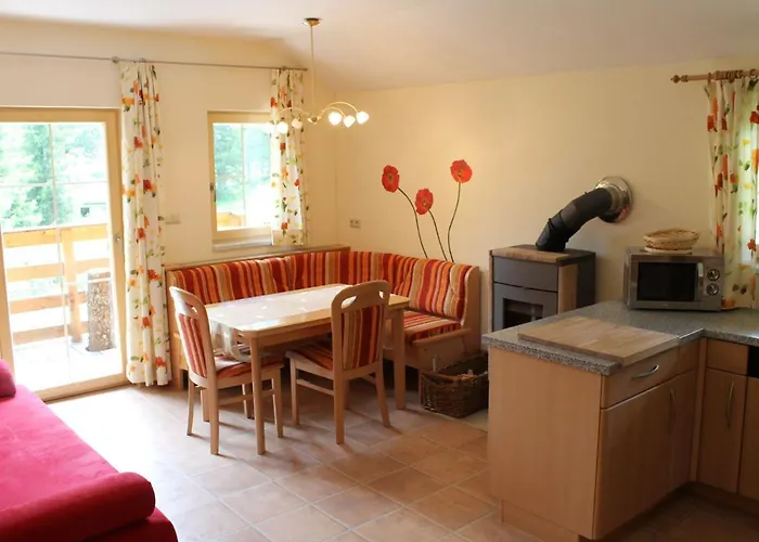 In Turracherhoehe Near Slopes בקתה